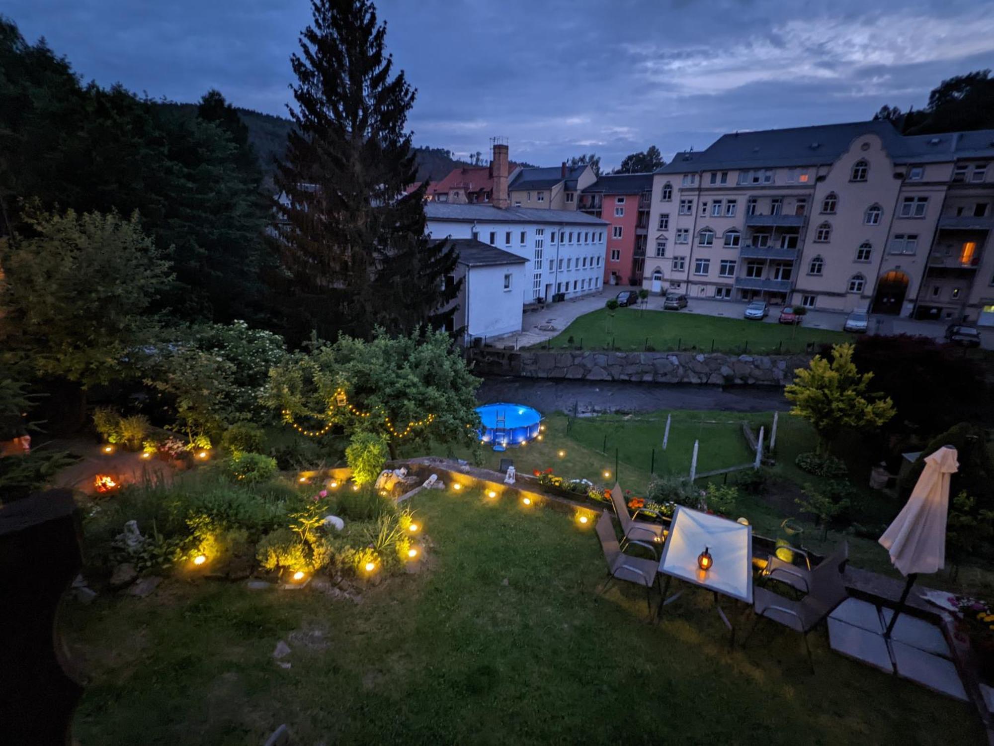 Hw2B - Urlaubsmagie - Wohlfuehlwohnung Mit Balkon, Pool, Sauna & Terrasse Sebnitz Exterior foto