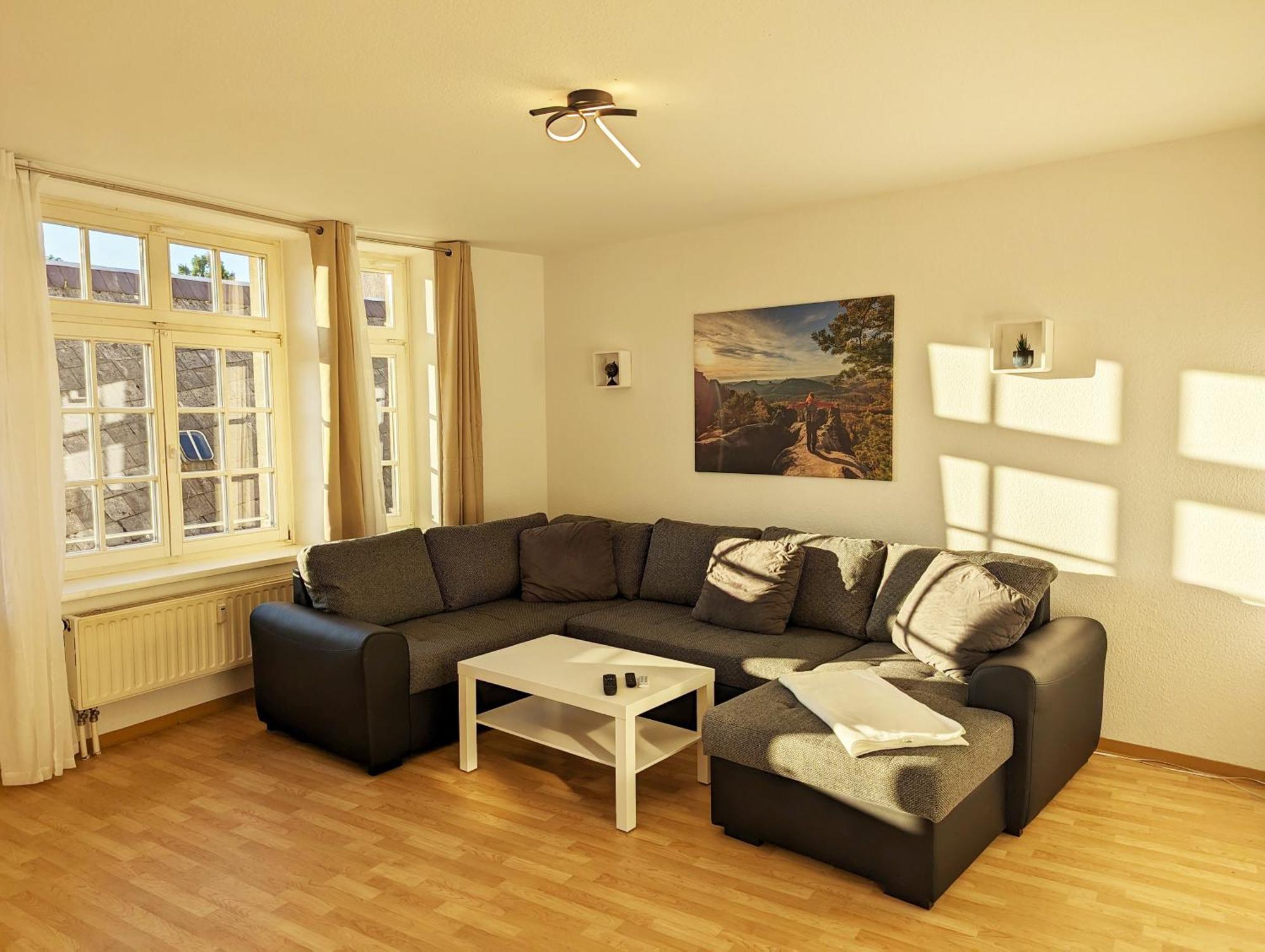 Hw2B - Urlaubsmagie - Wohlfuehlwohnung Mit Balkon, Pool, Sauna & Terrasse Sebnitz Exterior foto