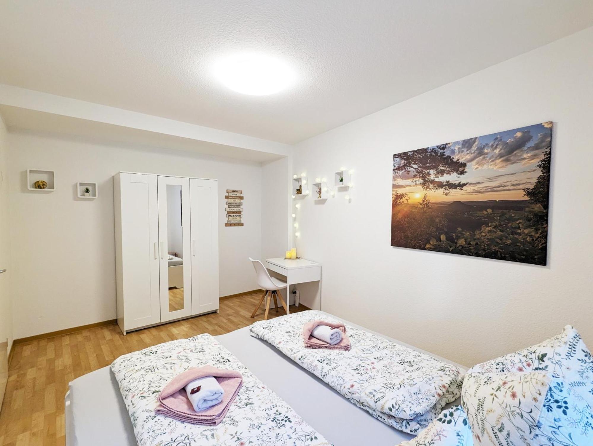 Hw2B - Urlaubsmagie - Wohlfuehlwohnung Mit Balkon, Pool, Sauna & Terrasse Sebnitz Exterior foto