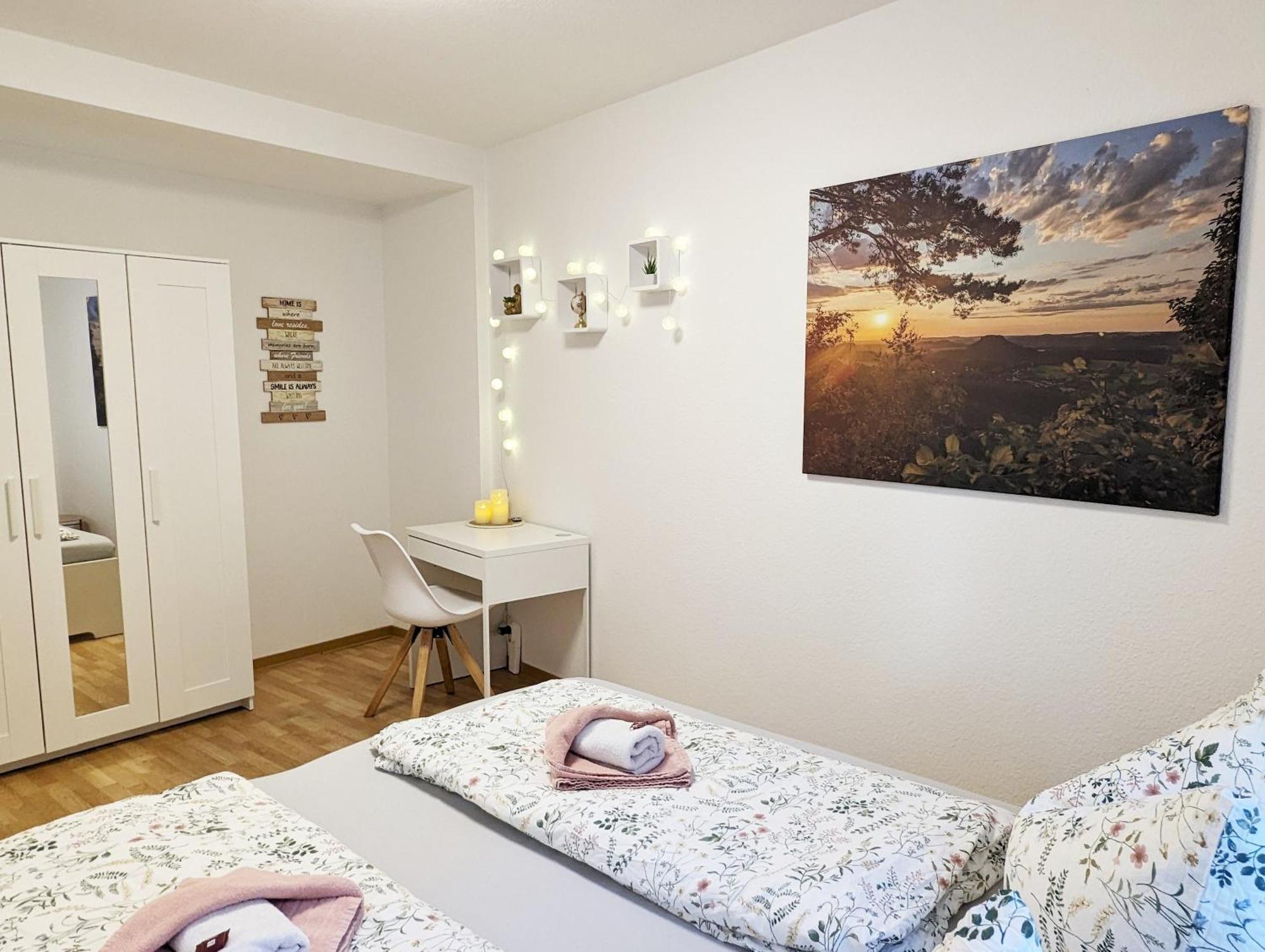 Hw2B - Urlaubsmagie - Wohlfuehlwohnung Mit Balkon, Pool, Sauna & Terrasse Sebnitz Exterior foto