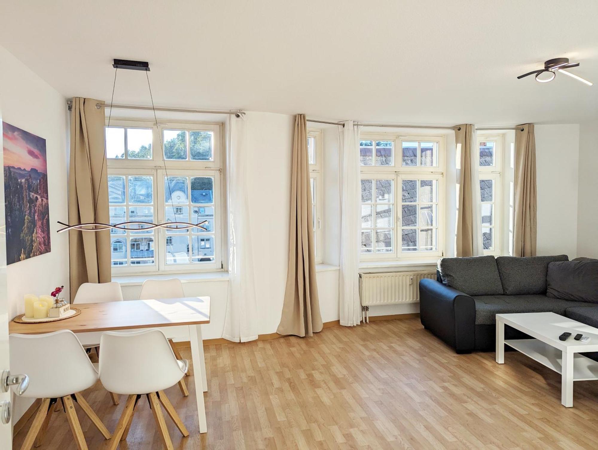 Hw2B - Urlaubsmagie - Wohlfuehlwohnung Mit Balkon, Pool, Sauna & Terrasse Sebnitz Exterior foto